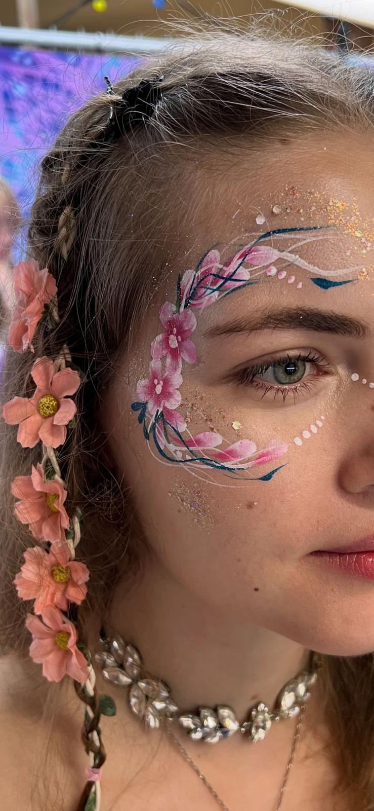 Schminken, Haarverven & Glitter Tattoo’s
